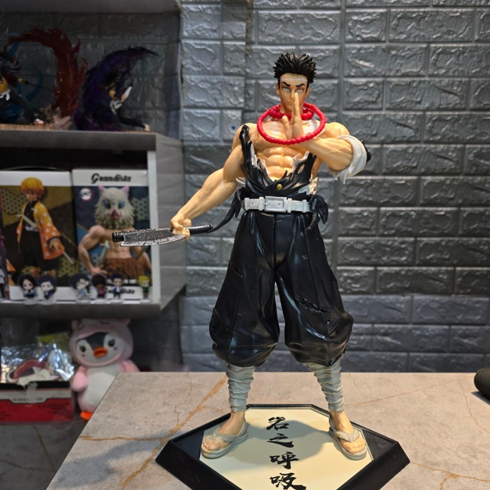 گیومی اکشن فیگور گیومی هیمجیما سایز ۳۳ سانتی از انیمه شیطان کش - Image 1